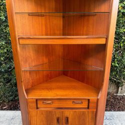 Vintage G-Plan Fresco Corner Cabinet/Display Cabinet/Corner Hutch