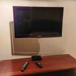 Tv Samsung 32 With Mounting Wall