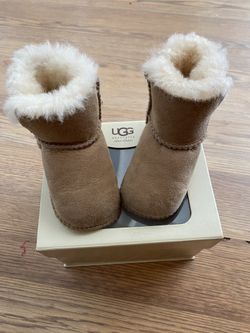 UGGS