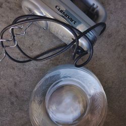Hand Mixer With Microsafe Dishes