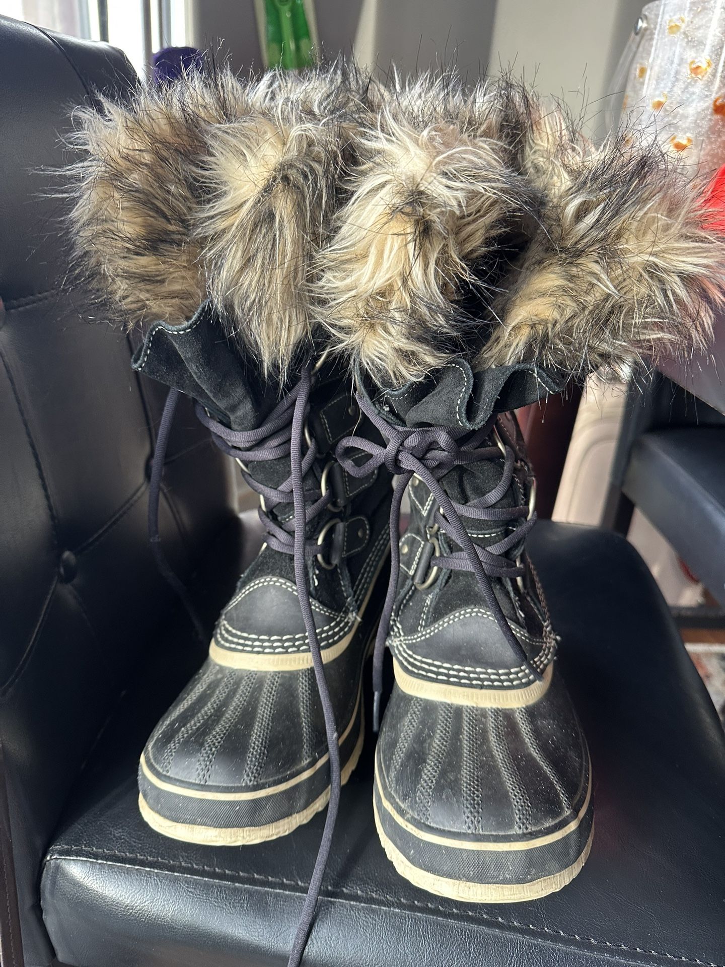 Sorel Boots Sz 9