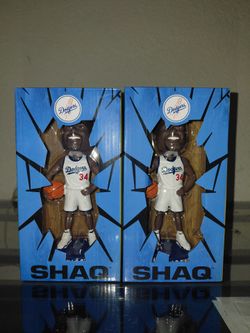 Dodgers Shaq bobbleheads