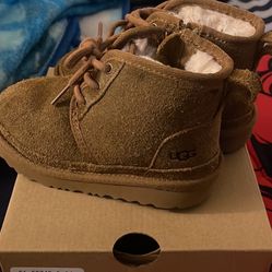 Uggz Size 10 