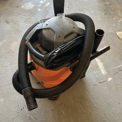 16 Gallon Shop Vacuum 