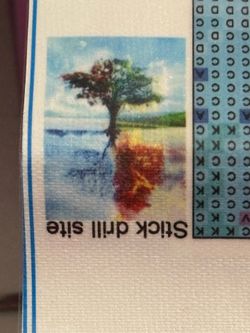 Tree diamond dot canvas