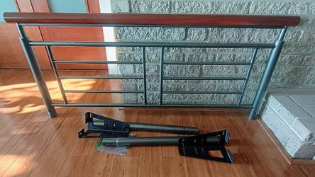 Full Size Metal Headboard with Faux Wood Trim – Excellent Condition