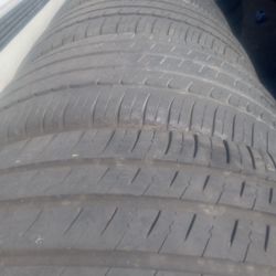 Set Michelin Tires 245/40/19 
