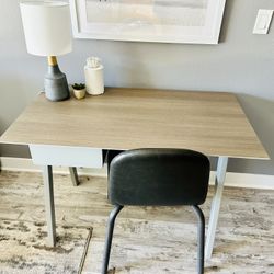 Desk And Chair 