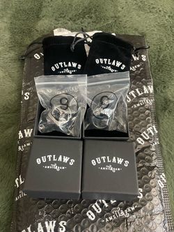 Outlaws Amsterdam Rings Size 9 – Set of 2