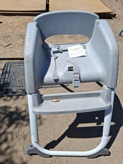Free high chair work  it can be unassemble