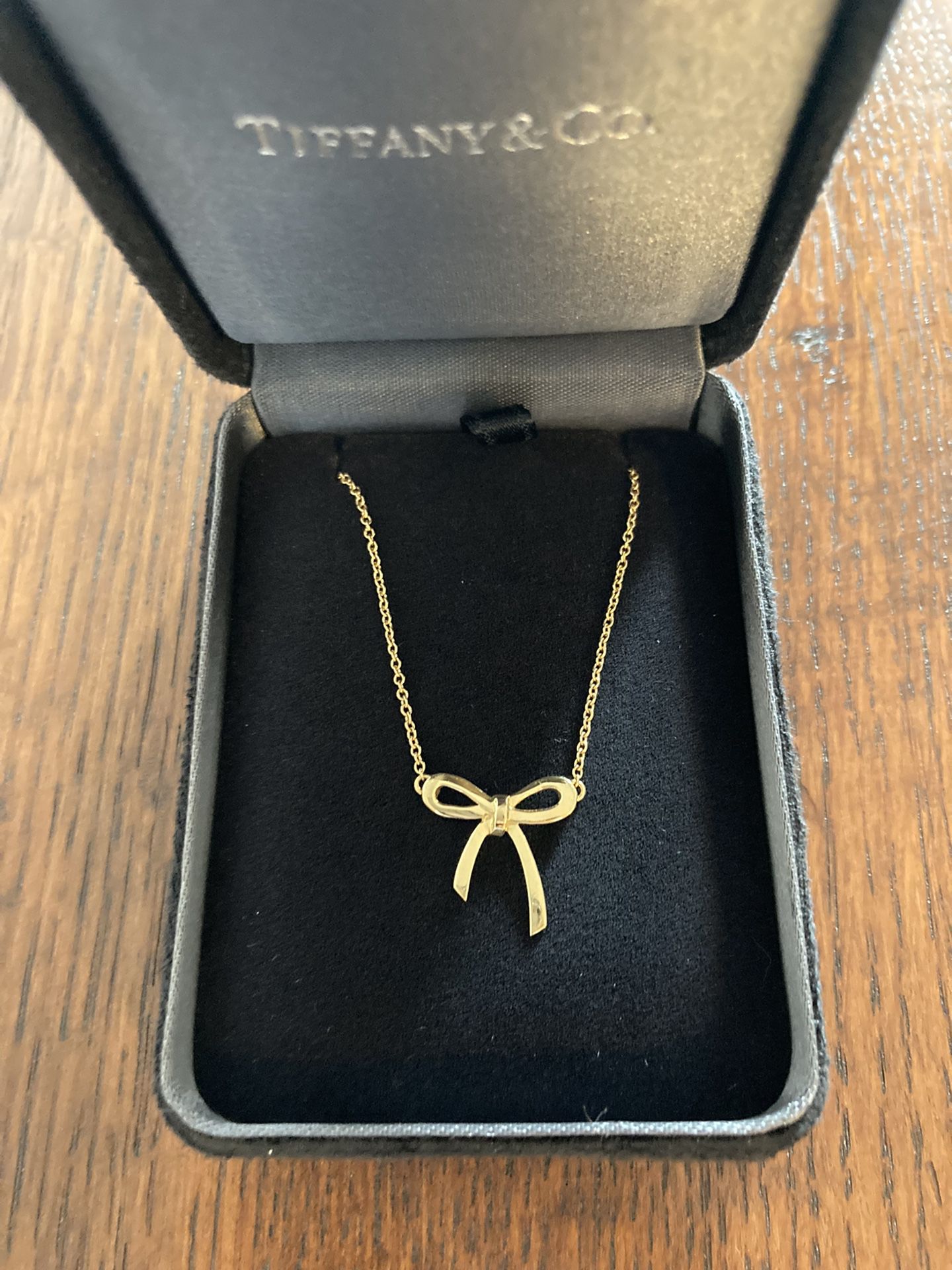 Tiffany and Co. 18K Gold Bow Tie Necklace 