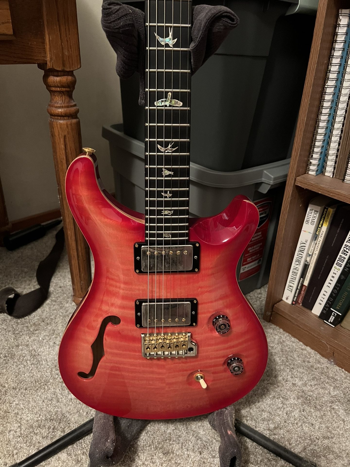 PRS Wood Library Custom 24 Semi-Hollow 10-Top Electric Guitar 2018 Bonni Pink Redburst