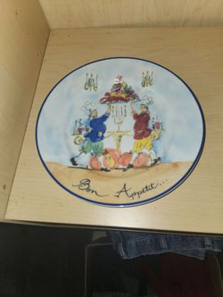 Williams-Sonoma French Chef Cooking, Three Dessert Plates