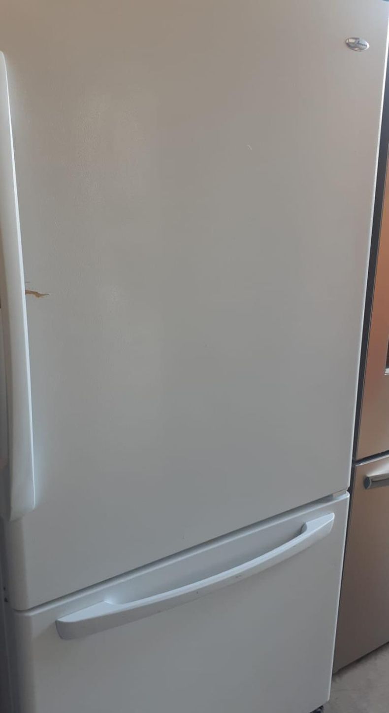 Whirlpool Top Mount White Fridge