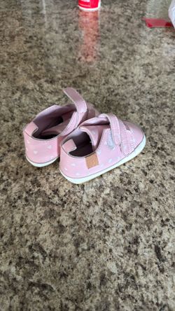 Baby shoes 13c
