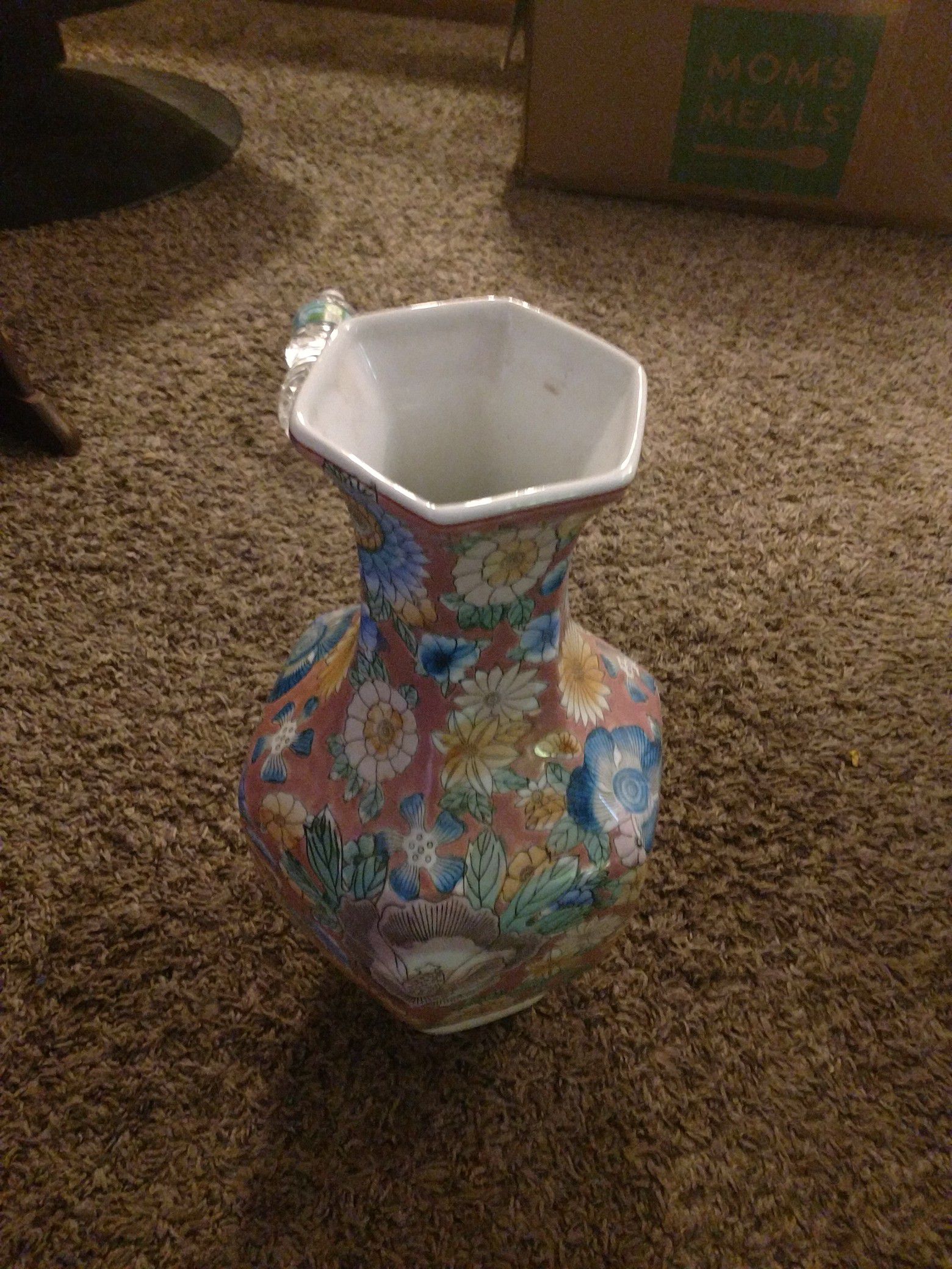 Flower Sculpted Design Vase