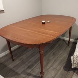 VINTAGE TELL  CITY MAPLE DINING TABLE