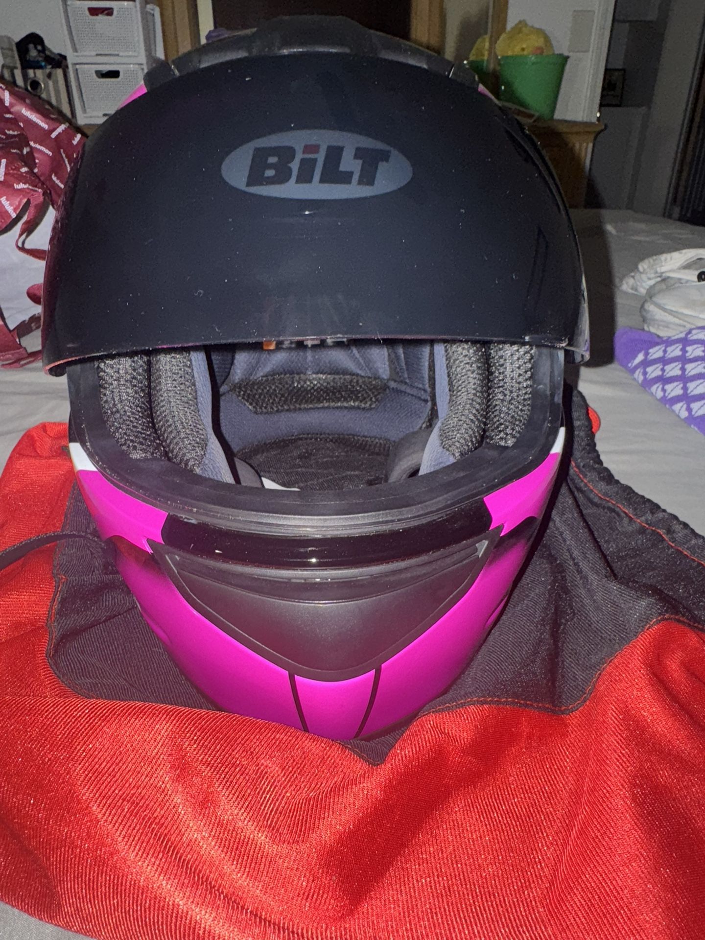 BiLT helmet
