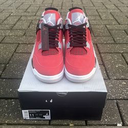 Air Jordan Toro Retro 4s