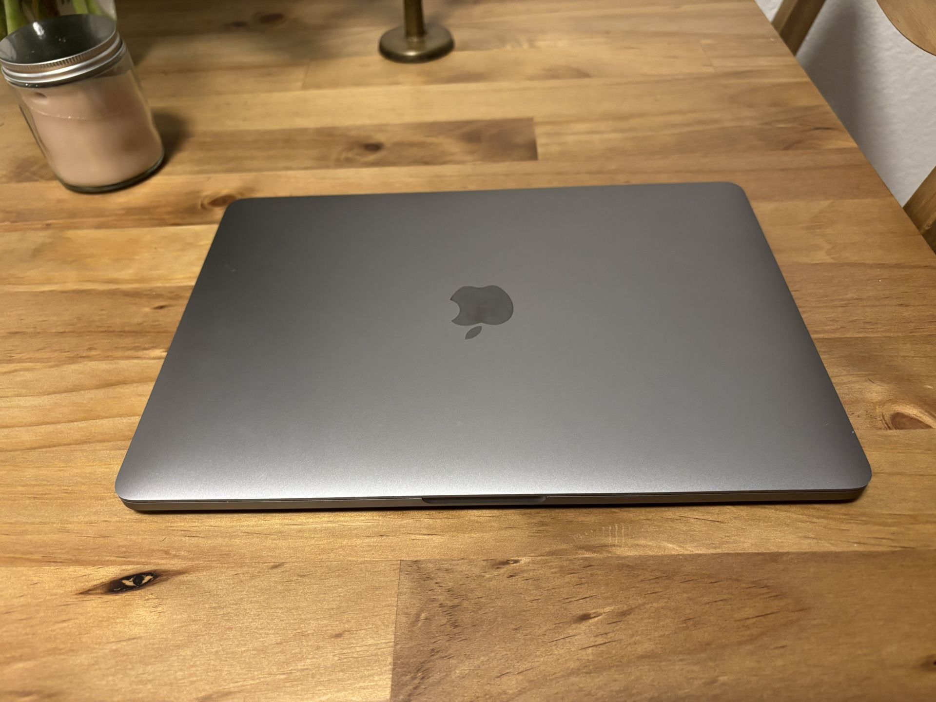 MacBook Pro 13 Inch 2022 M2
