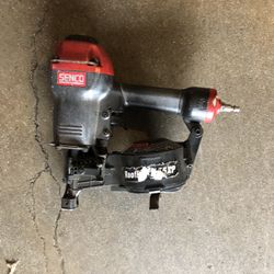 SENCO Roofing Nailer