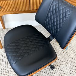 Ergonomic Adjustable Office Chair 