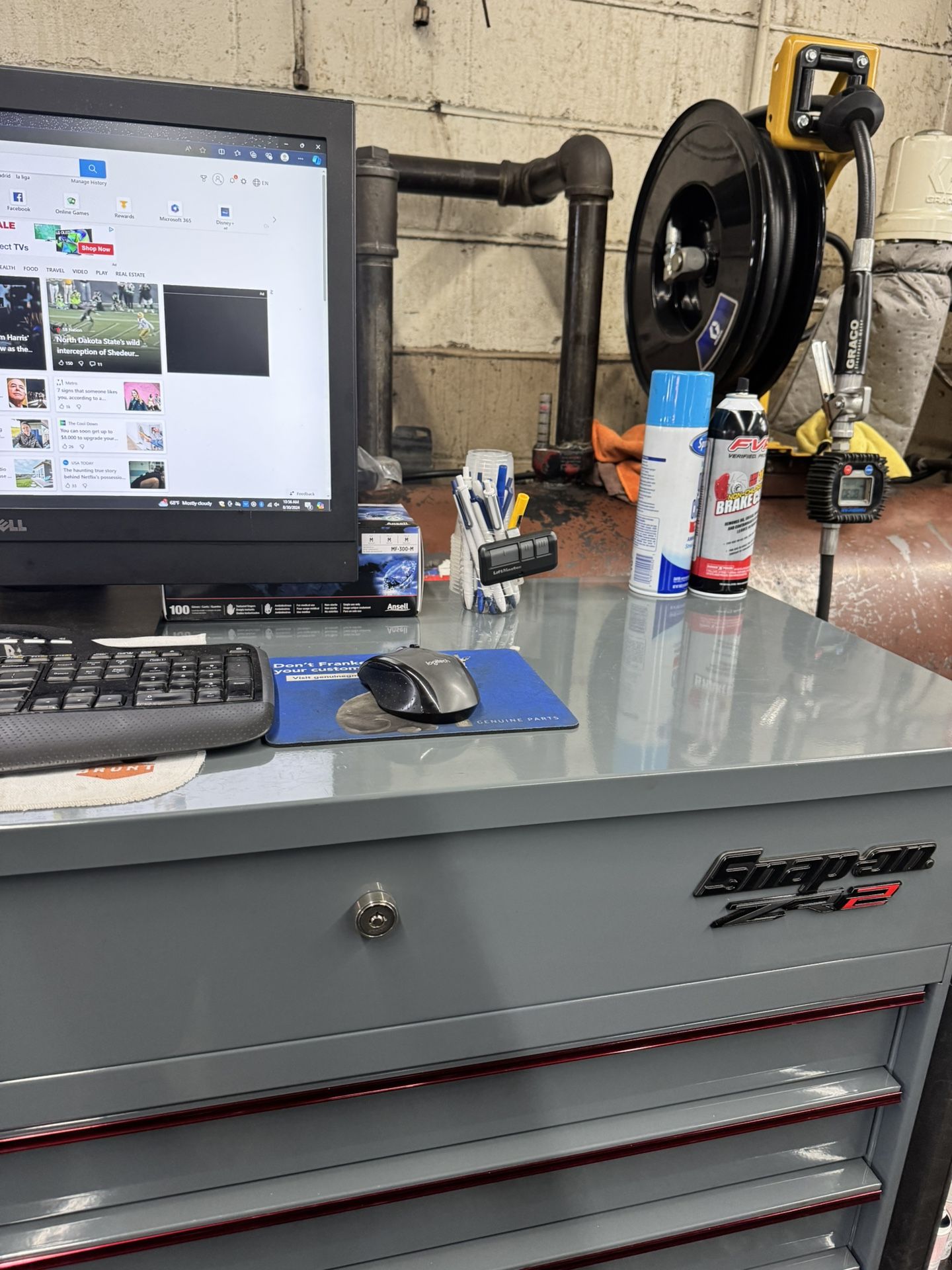 snap on tool box with tools