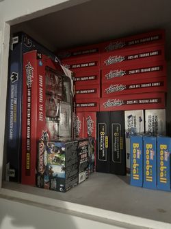 Sports Cards / Football Cards / Baseball Cards / Basketball Cards