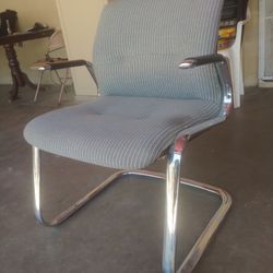 Office Chairs 