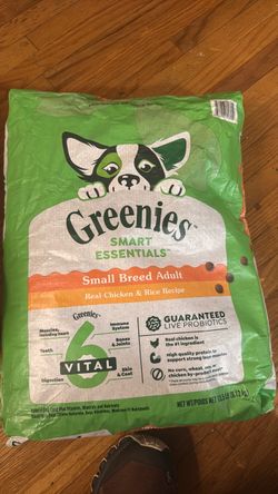 Greenies Smart Essentials Small Breed Adult Dog Food