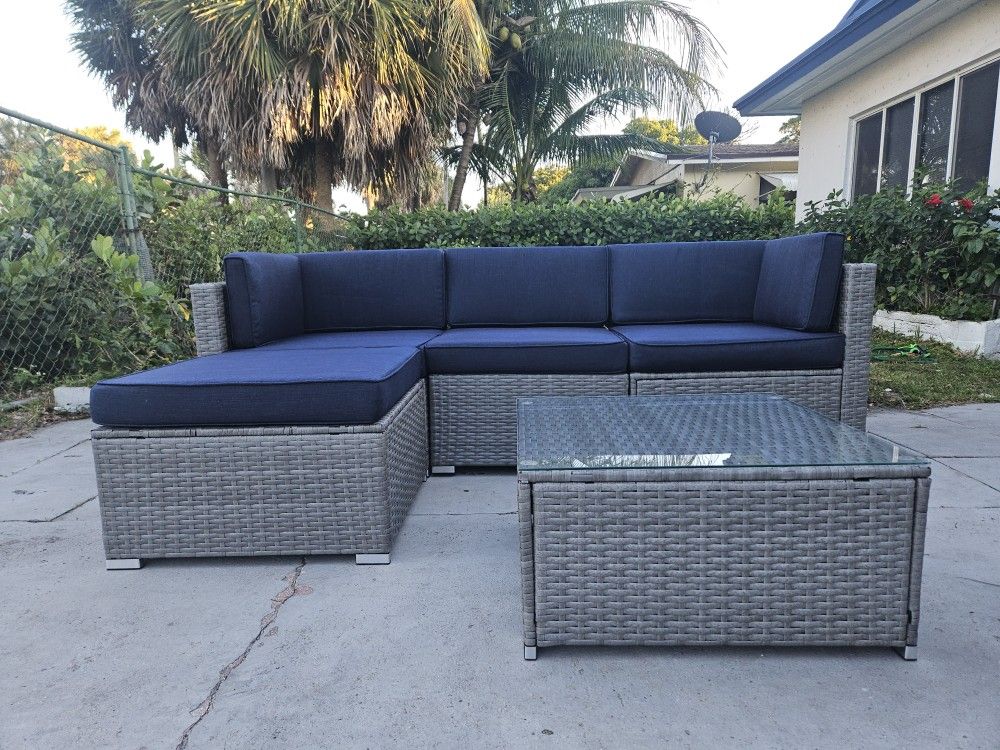 New And Assembled Modular Outdoor Patio Set