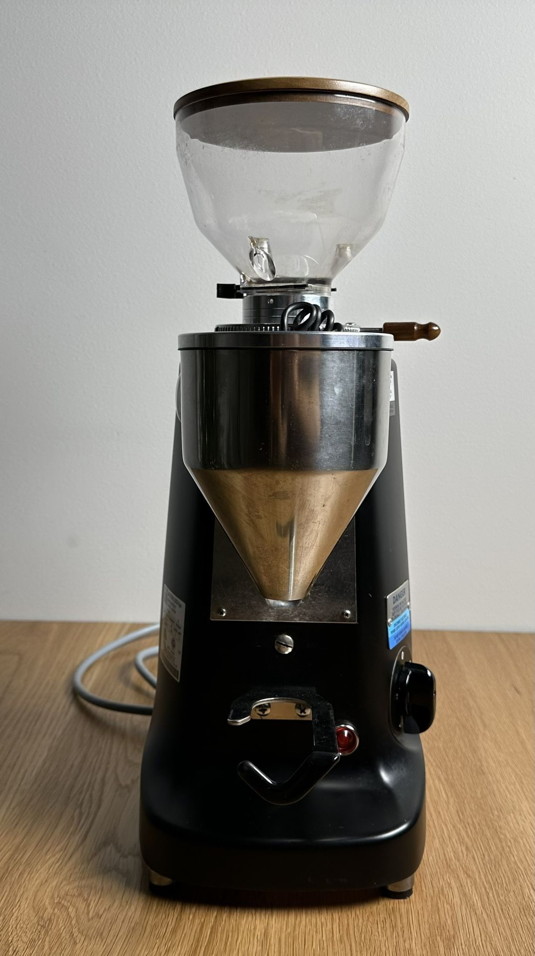 Mazzer Super Jolly Electronic Doserless Espresso Grinder with Walnut Lid