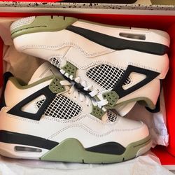 Jordan 4 Seafoam Ds