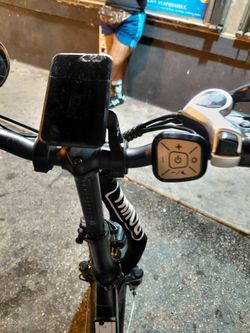 Electric scooter