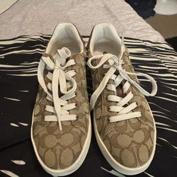 Women’s Coach Shoes Size 8