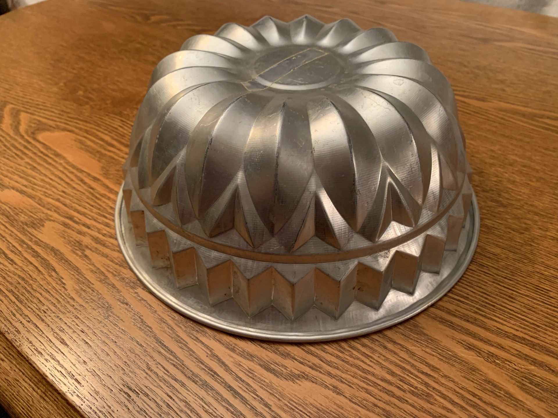 Antique Aluminum Cake Pan