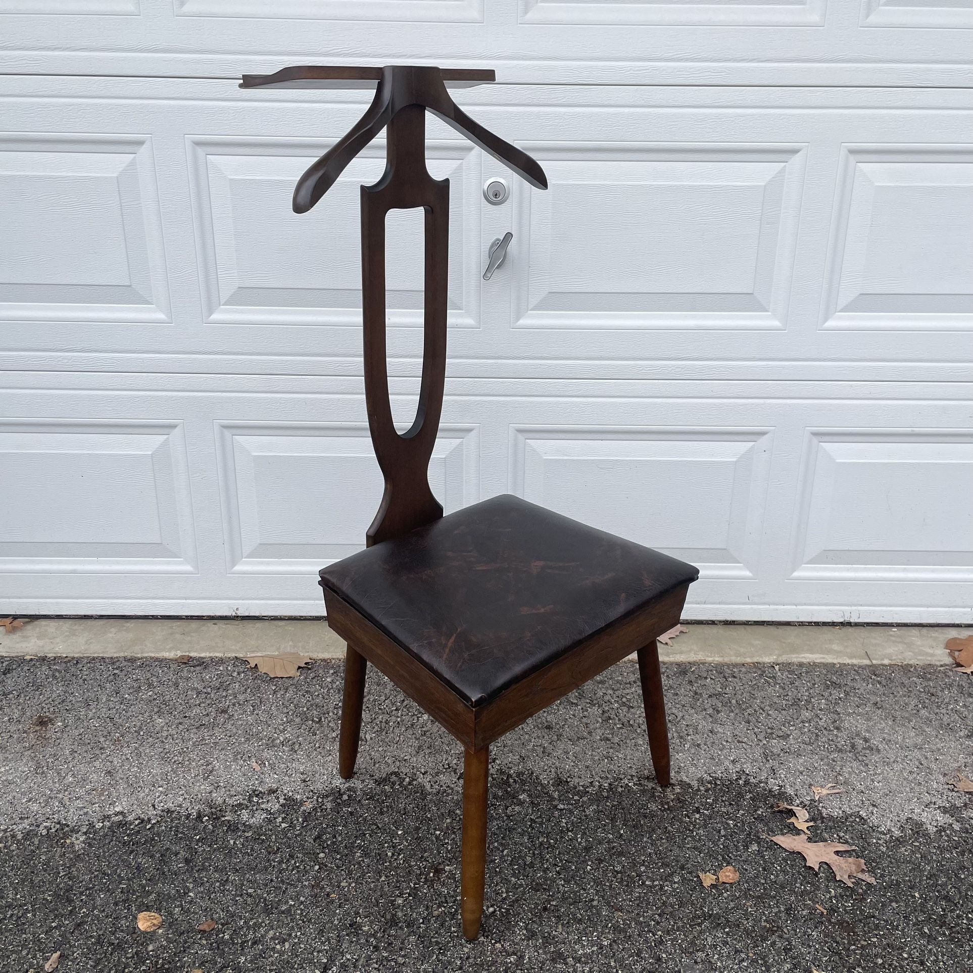 Vintage Mid Century MCM Butler Chair