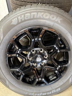 Tires/wheels 265/60/18 NEW