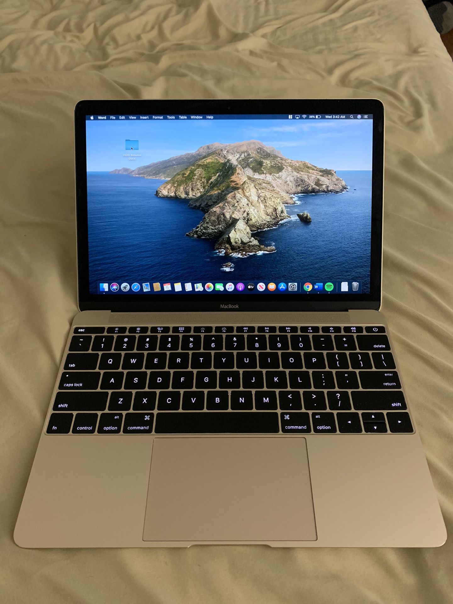 MacBook Rose Gold 12 inch 250GB of Storage. Still available!!
