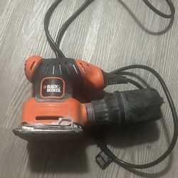 BLACK+DECKER 2 -Amp Variable Speed Sheet Sander with Dust Management