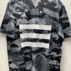 Adidas Camo 3 Stripe Jersey, size Medium