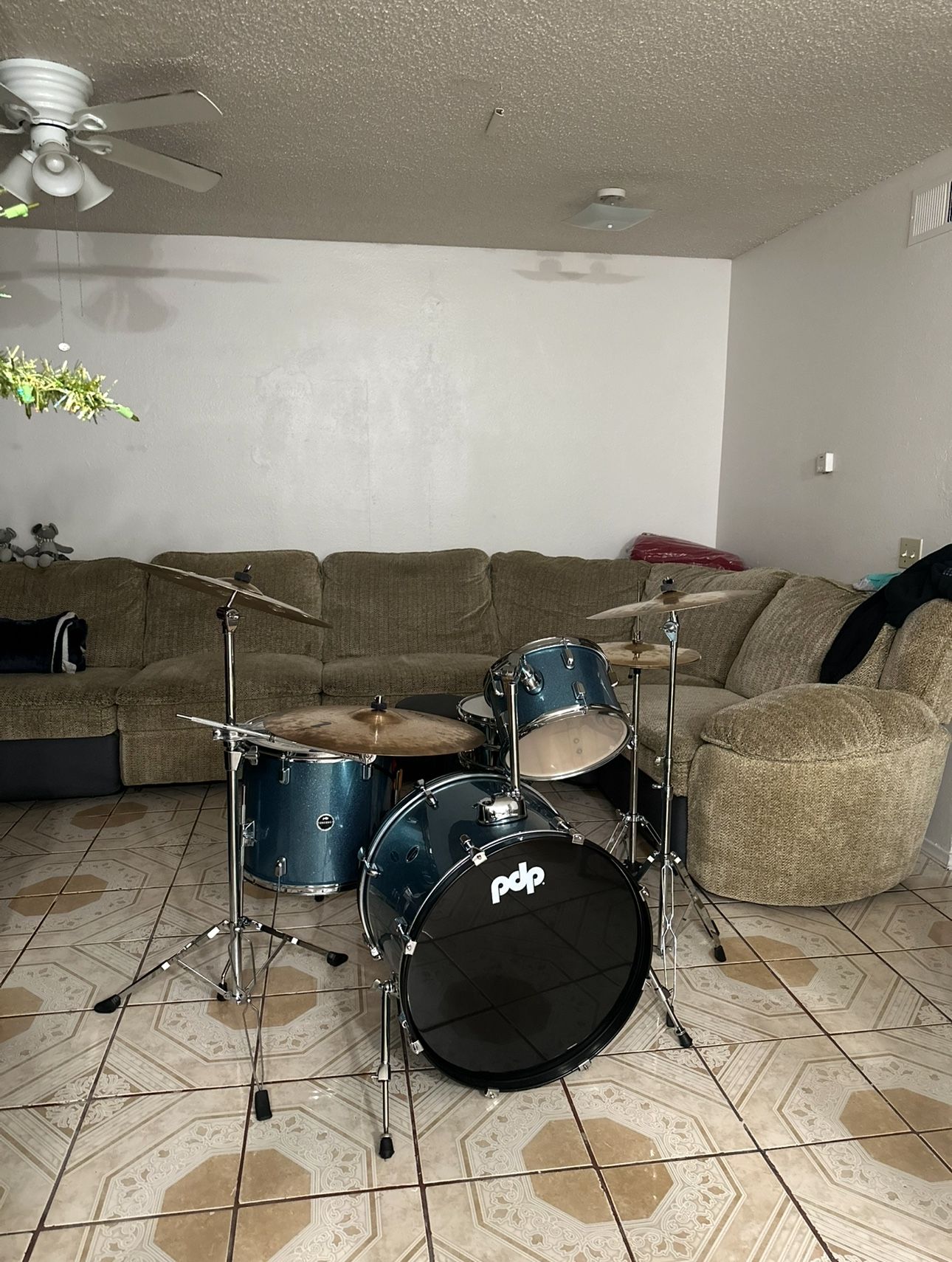 PDP encore drum kit no snare