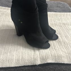 Black Heels Size 11w