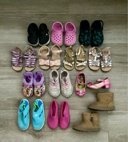 Size 7/8 Girls lot of Shoes Sandals Boots Swim Crocs Clogs Speedo