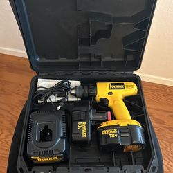 DeWalt DW959 Cordless 1 2 Drill Driver With Charger 2 Batteries And Case for Sale in Houston TX OfferUp