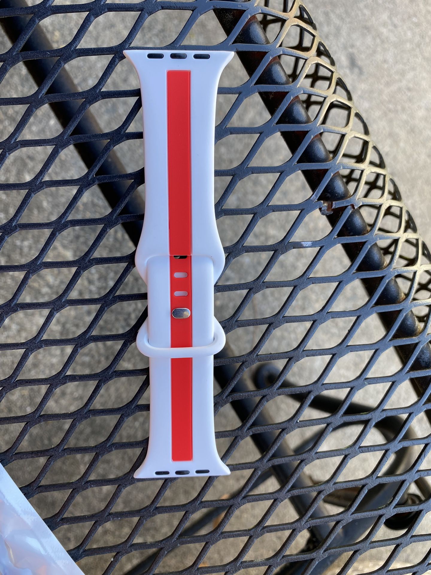 Apple Watch White And Red Silicone Sports Band 49/45/44/42
