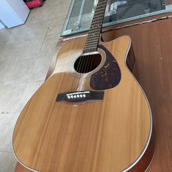 Yamaha FX370C Acoustic Guitar