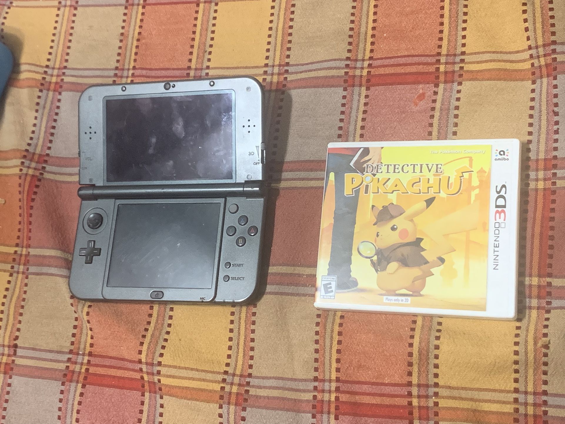 Used “New Nintendo 3DS XL” And Detective Pikachu Game