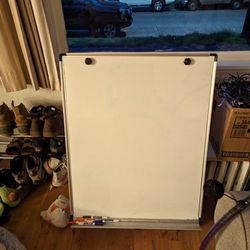 White Board On Adjustable Tripod Stand 