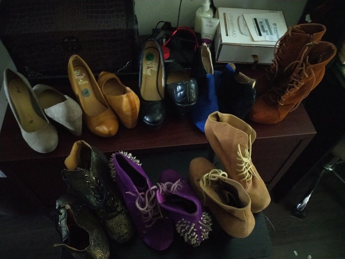8 Pairs Of Heels Size 7 / 7.5 / 8